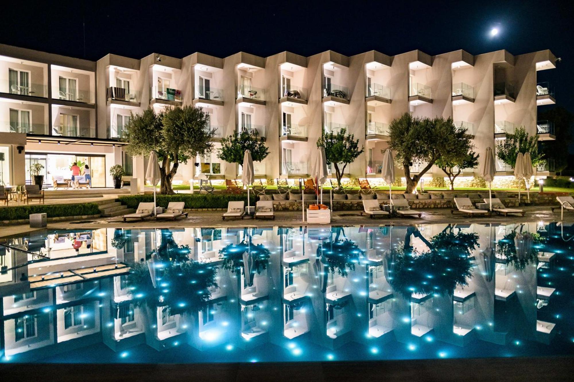 Amaronda & Hotel Erétria